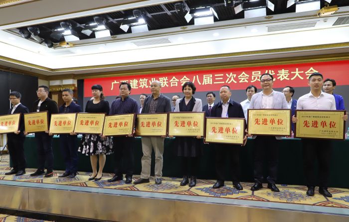 ��˾���ܾ�������ҫ������˾��̨��ȡ������������ ��.jpg