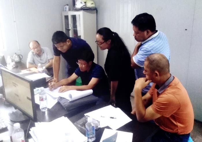 5���ָ���ֳ��������� ��700.jpg