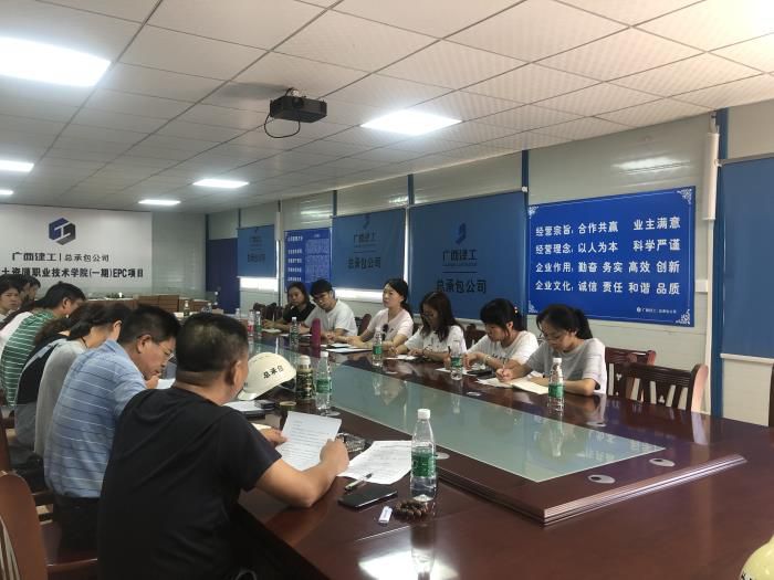 4����ֳ�����»� ��700.jpg