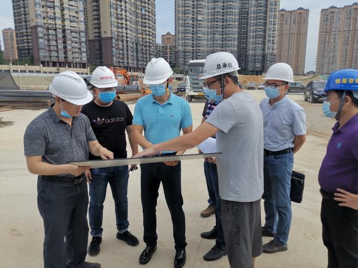 2.1�����ֳ��������� ��700.jpg