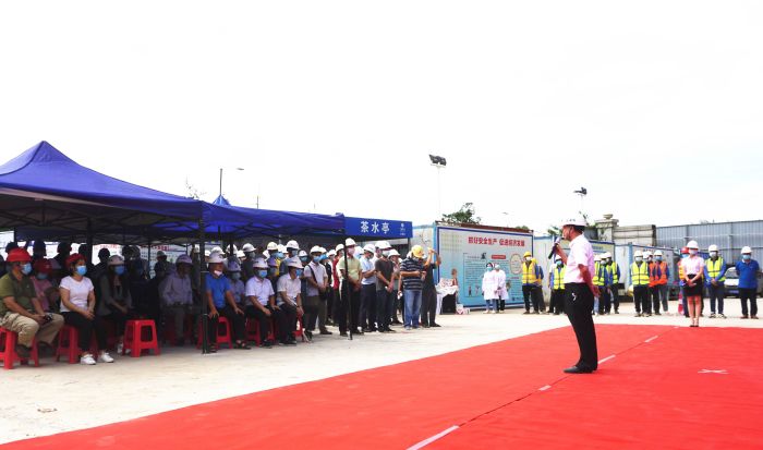 ��˾�����ܼ���ǿΪ�������е�����л΢�� ��.jpg