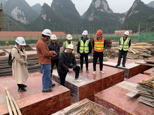 �߾�ģ��ʩ���ֳ�����־�� ��.jpg