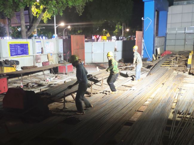 �͸����ֽ���ҹ����������������Ԫ����.jpg