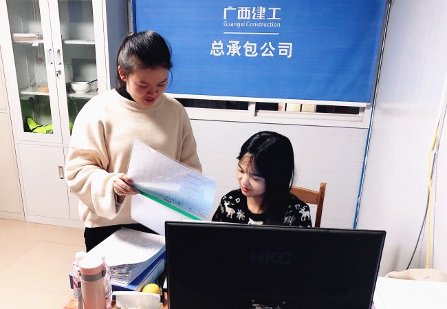 ��ҵ������Ӱ�ӵ����С������µ��ձϡ����ƿ��� ��.jpg