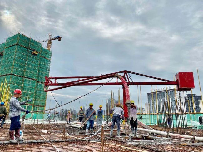 ʩ���ֳ�����ΰǿ ��.jpg