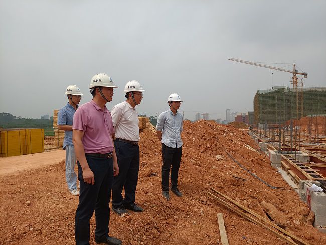 ��Ŀ�ֳ������׿� �㣨��ͼ��.jpg