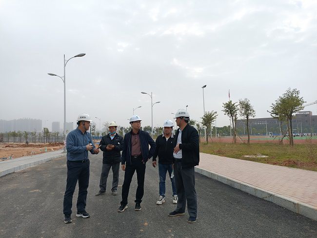 ��Ŀ�ֳ���Ī���� �㣨��ͼ��.jpg