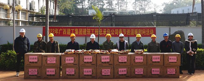 ����ͼ����һ�߹��˺�Ӱ��л΢�� ��.jpg