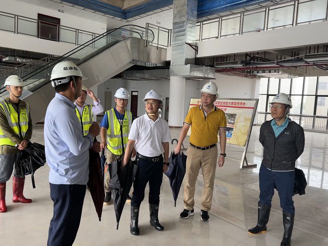 �����´��ӵ���������ְҵ����ѧԺ��Ŀ�����¬���� �㣨��ͼ��.jpg