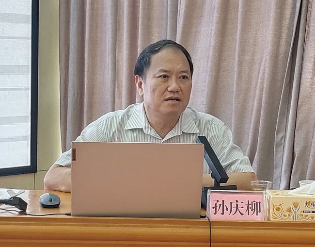 �������ڽ������Ʊ��� �㣨��ͼ��.jpg