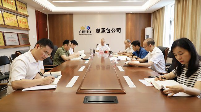 1695001158105643.jpg 集会现场2修.jpg